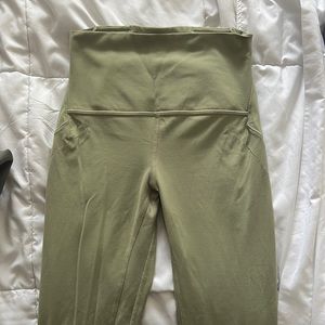 Lululemon nulu leggings